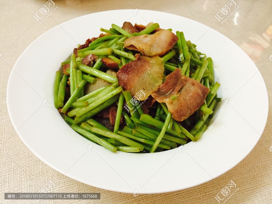 蓠蒿炒腊肉