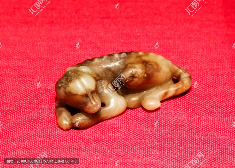 唐代白玉卧犬,玉犬,白玉犬