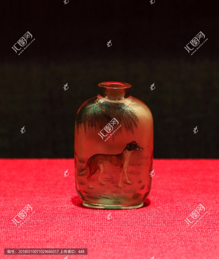 内画骏犬图鼻烟壶,鼻烟壶