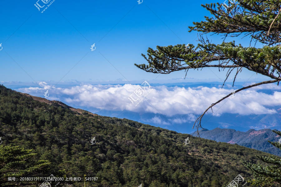 轿子雪山风光