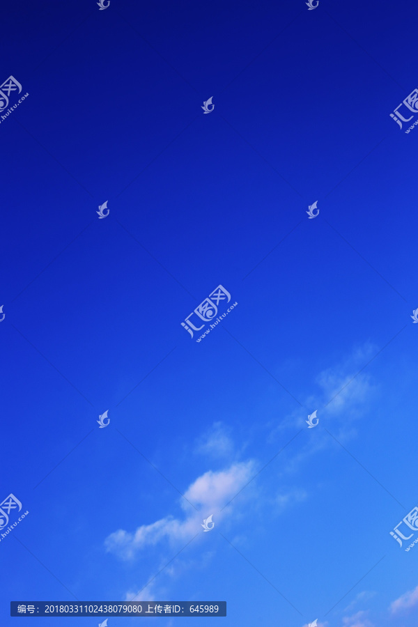 蓝天白云