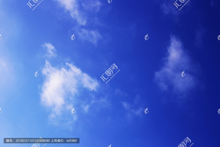 蓝天白云