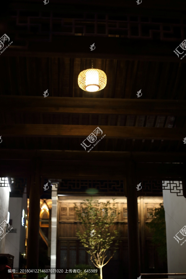 古镇夜景