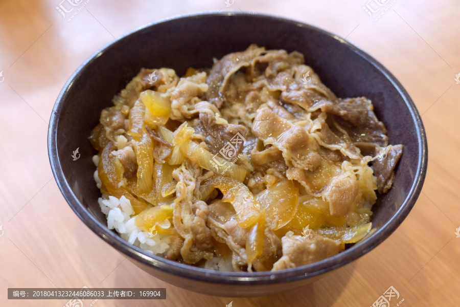 牛肉盖饭,牛丼