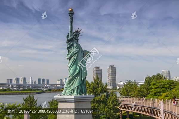 东京台场公园自由女神像的复制品