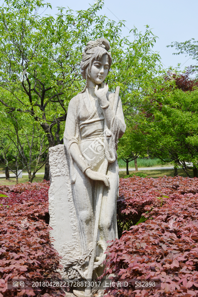 黛玉葬花塑像