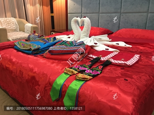 蒙古族,婚庆,蒙古袍,烟袋