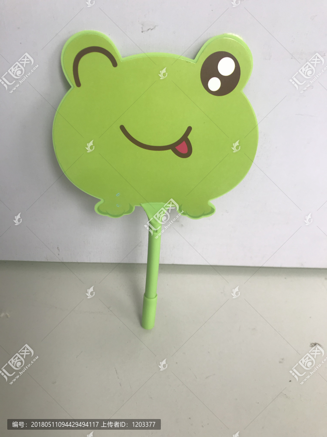青蛙笔扇