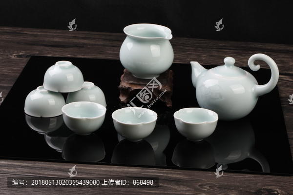 影青瓷茶具一套