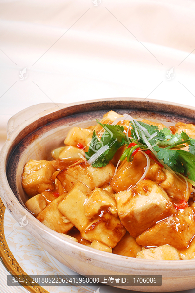 砂锅嫩豆腐