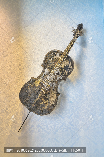 大提琴雕塑,铁丝缠绕,高清