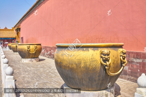 故宫鎏金铜缸,高清大图