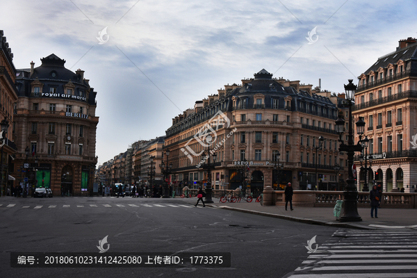 法国巴黎歌剧院街景