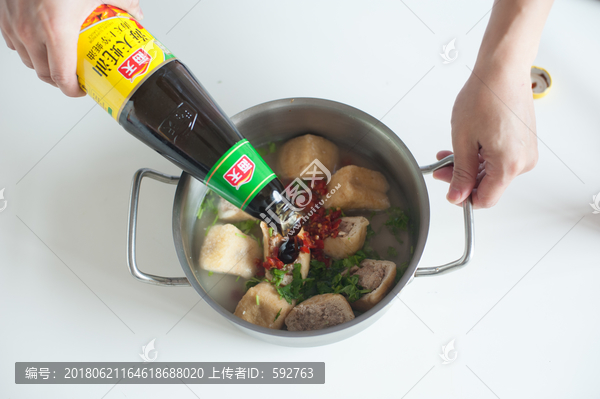 油豆腐塞肉