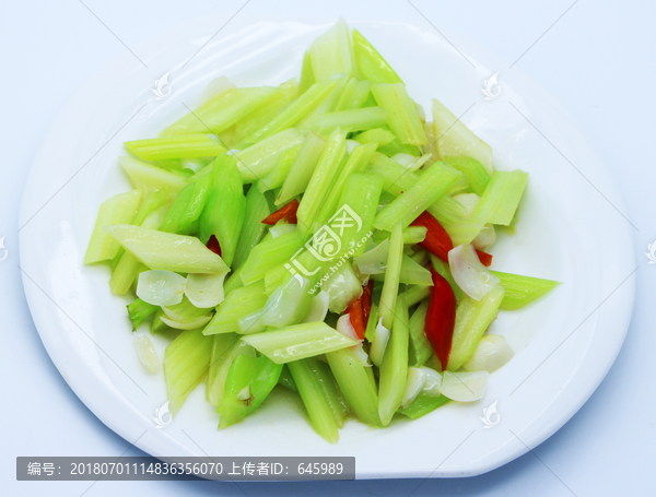 清炒西芹
