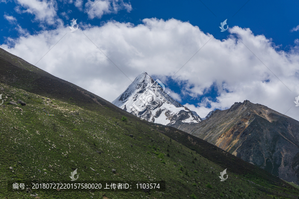 贡嘎雪山环线徒步风光301