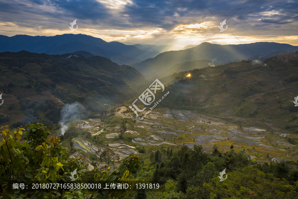 云南红河元阳梯田老虎嘴景点