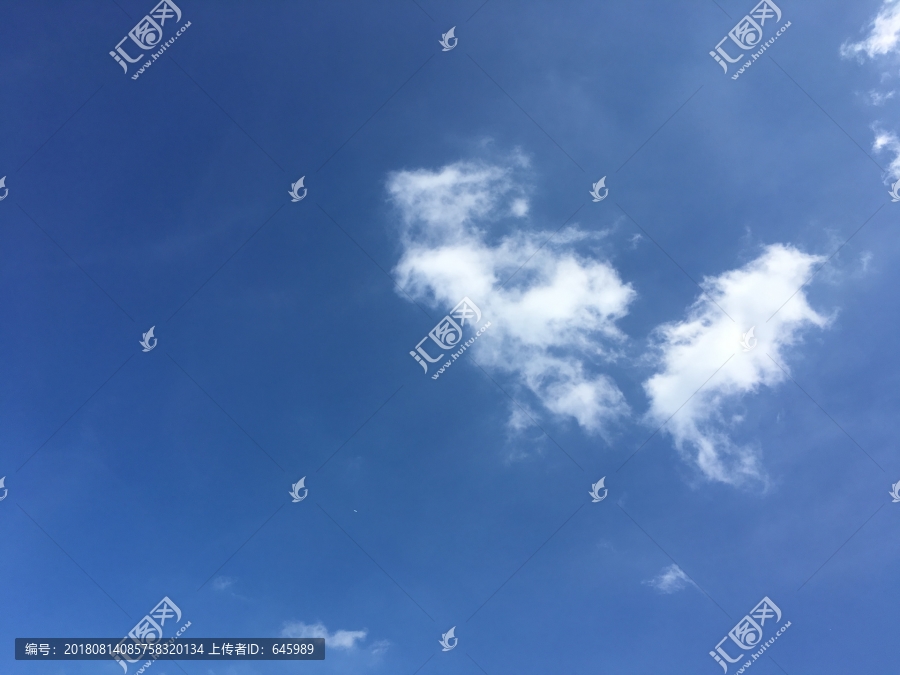 蓝天白云