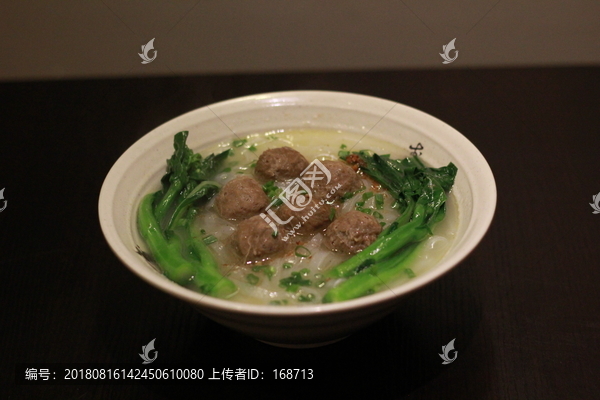 牛肉丸粉汤