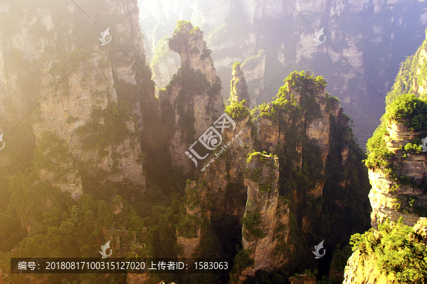 山川奇峰