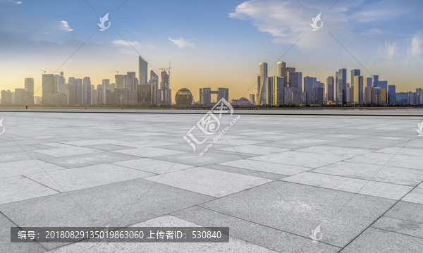 广场地砖和重庆现代建筑群
