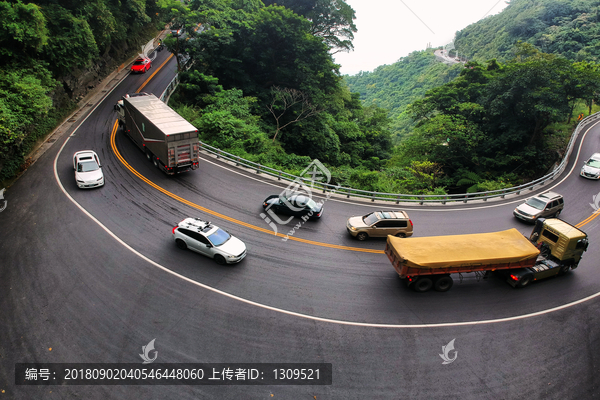 繁忙的苏花公路