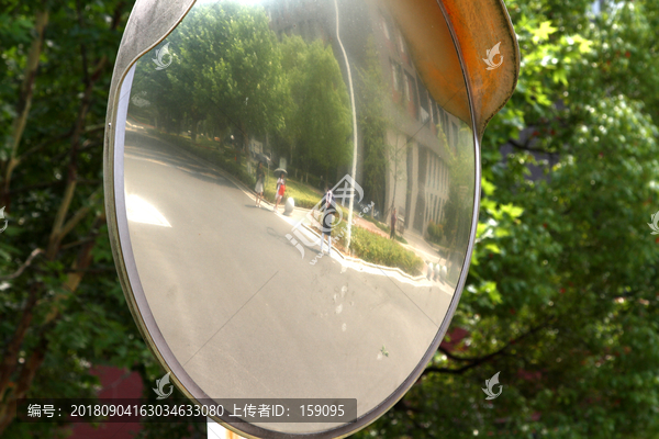 南京大学校园反光镜