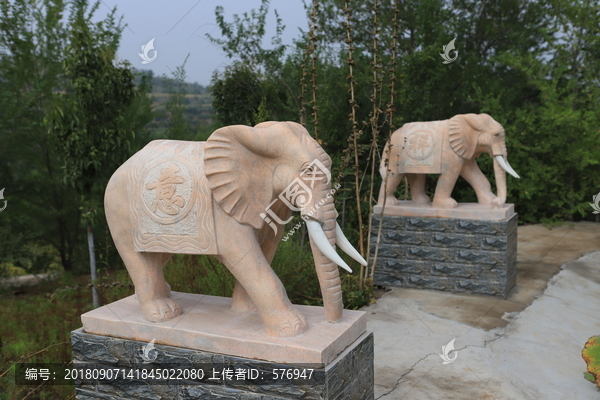 大象雕塑
