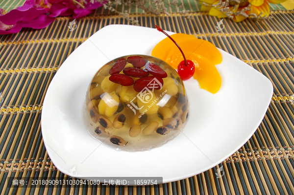 三色豆粒冻糕