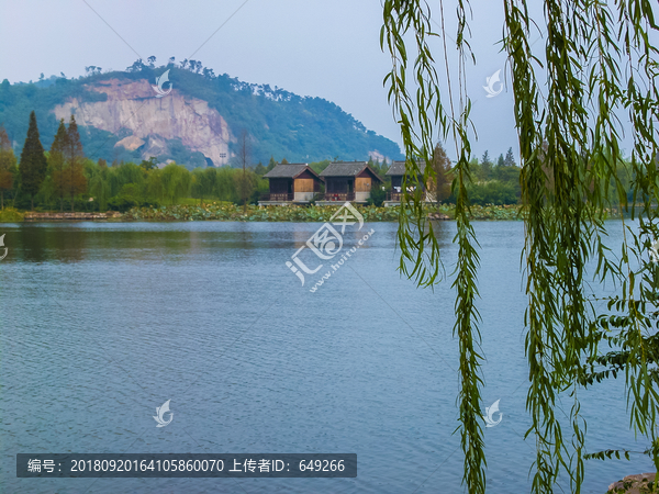 绍兴柯岩镜湖