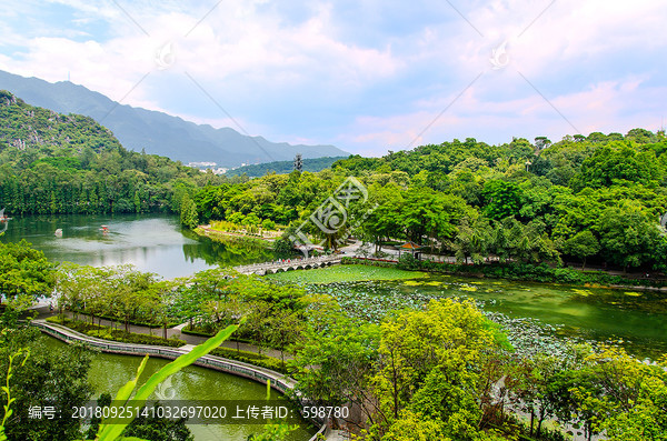 星湖七星岩风景区