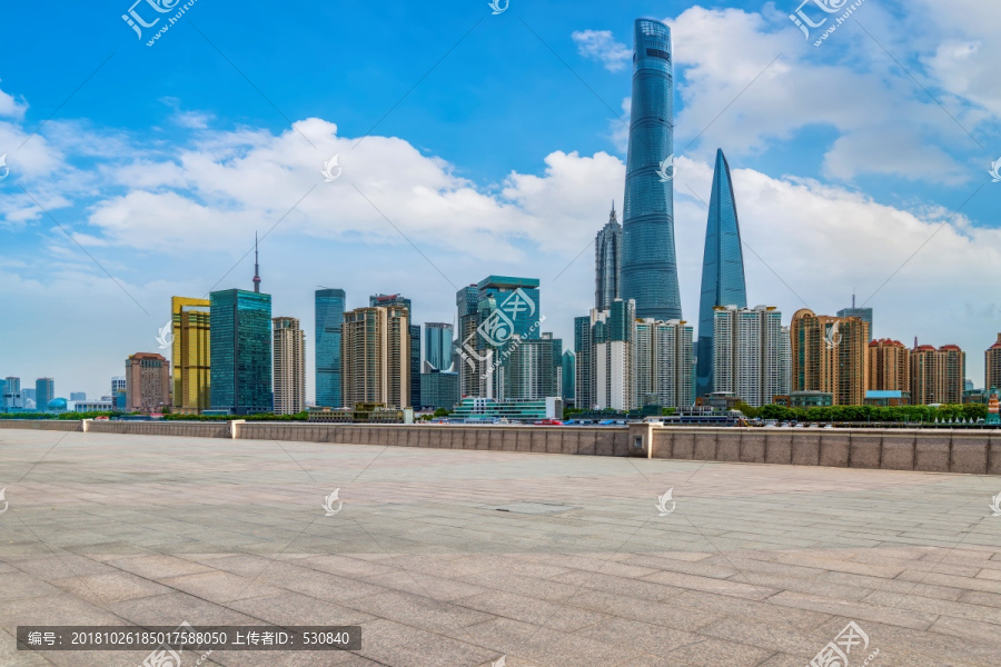 地砖地面和上海现代建筑群