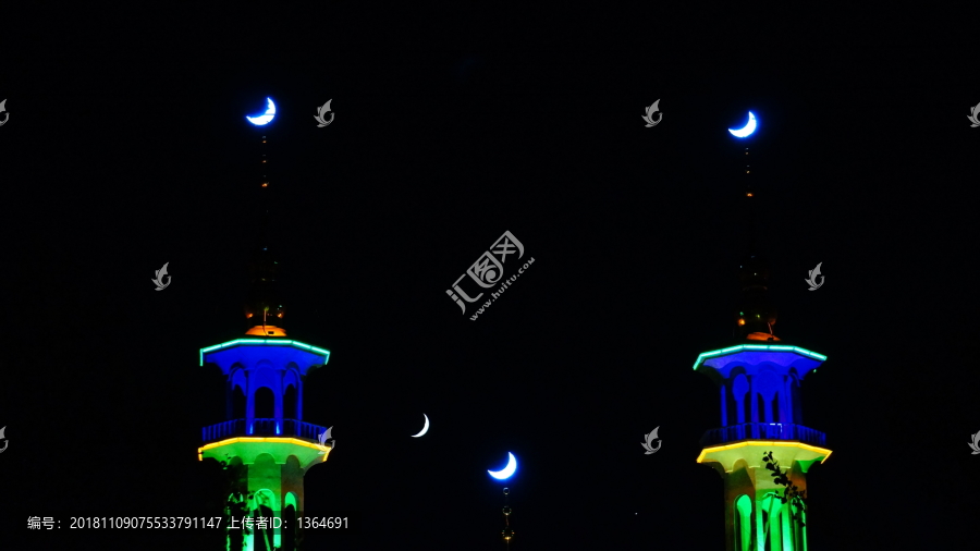 清真寺与新月四个月亮
