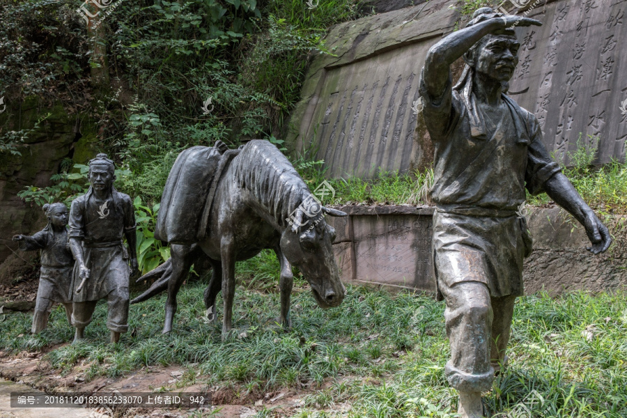 马帮雕像