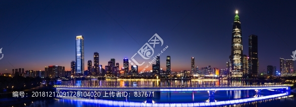 深圳春笋大厦夜景全景（宽画幅）