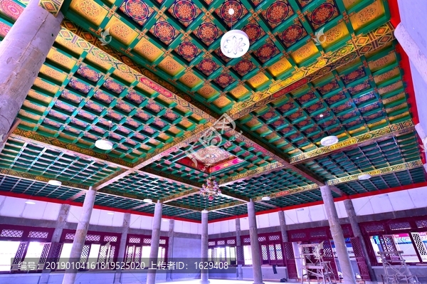 寺庙天花藻井