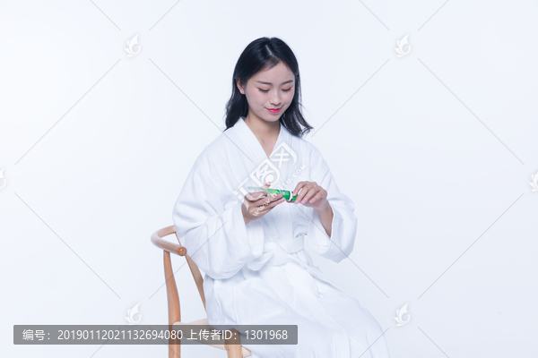 秋冬纯棉浴袍高清大图