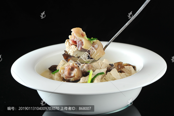 咸蹄老豆腐