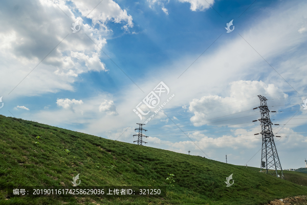 草原电力铁塔