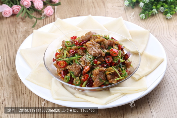 小炒羊肉带饼