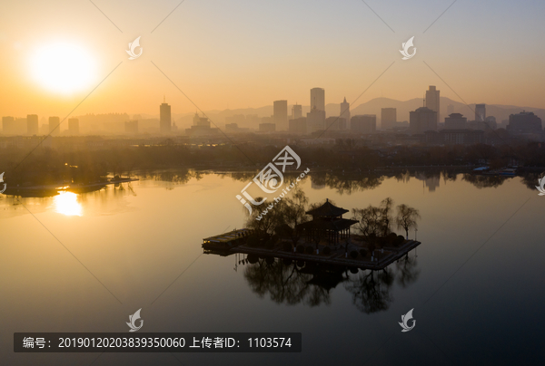 航拍济南大明湖18
