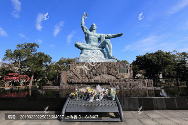 日本旅游长崎核爆纪念雕塑