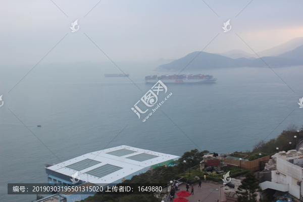 辽阔的大海