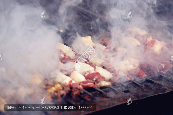 诱人的新疆羊肉串