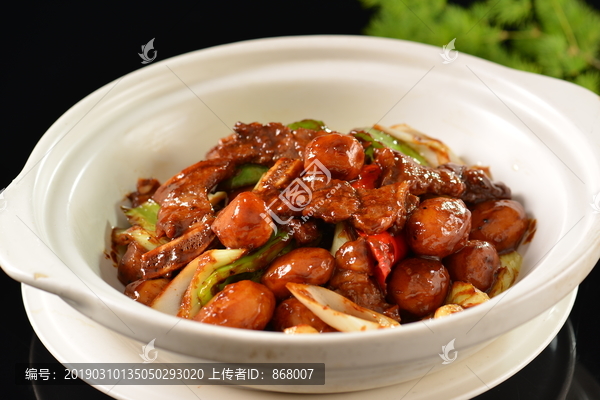 小土豆炒牛仔骨