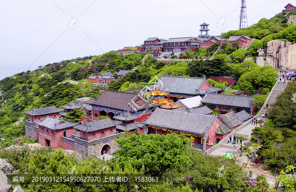 泰山碧霞寺