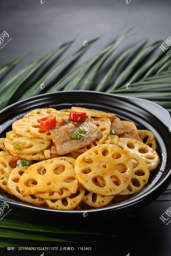 砂锅莲菜
