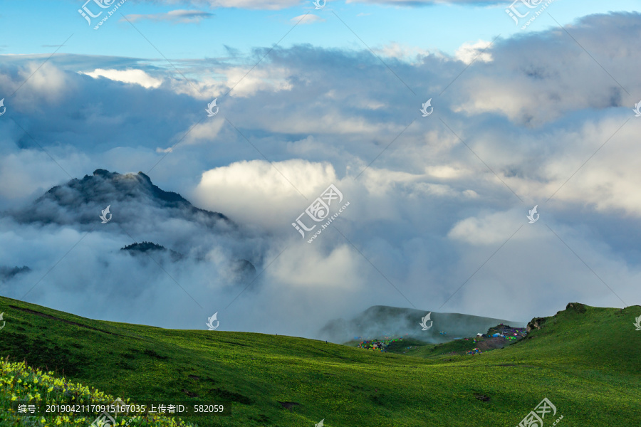 九顶山营地全景