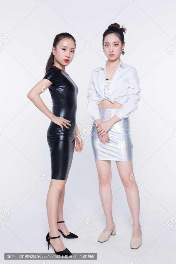 女孩时尚穿搭摄影大图