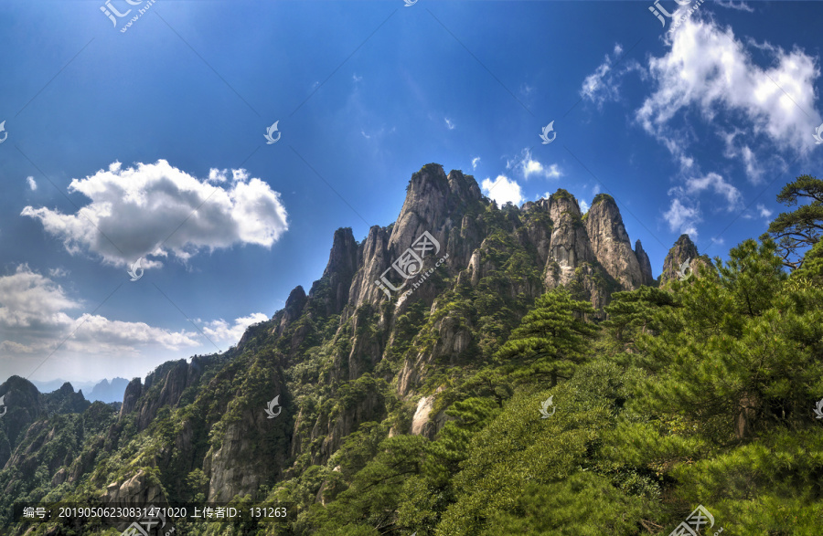 江西三清山西海岸群山全景